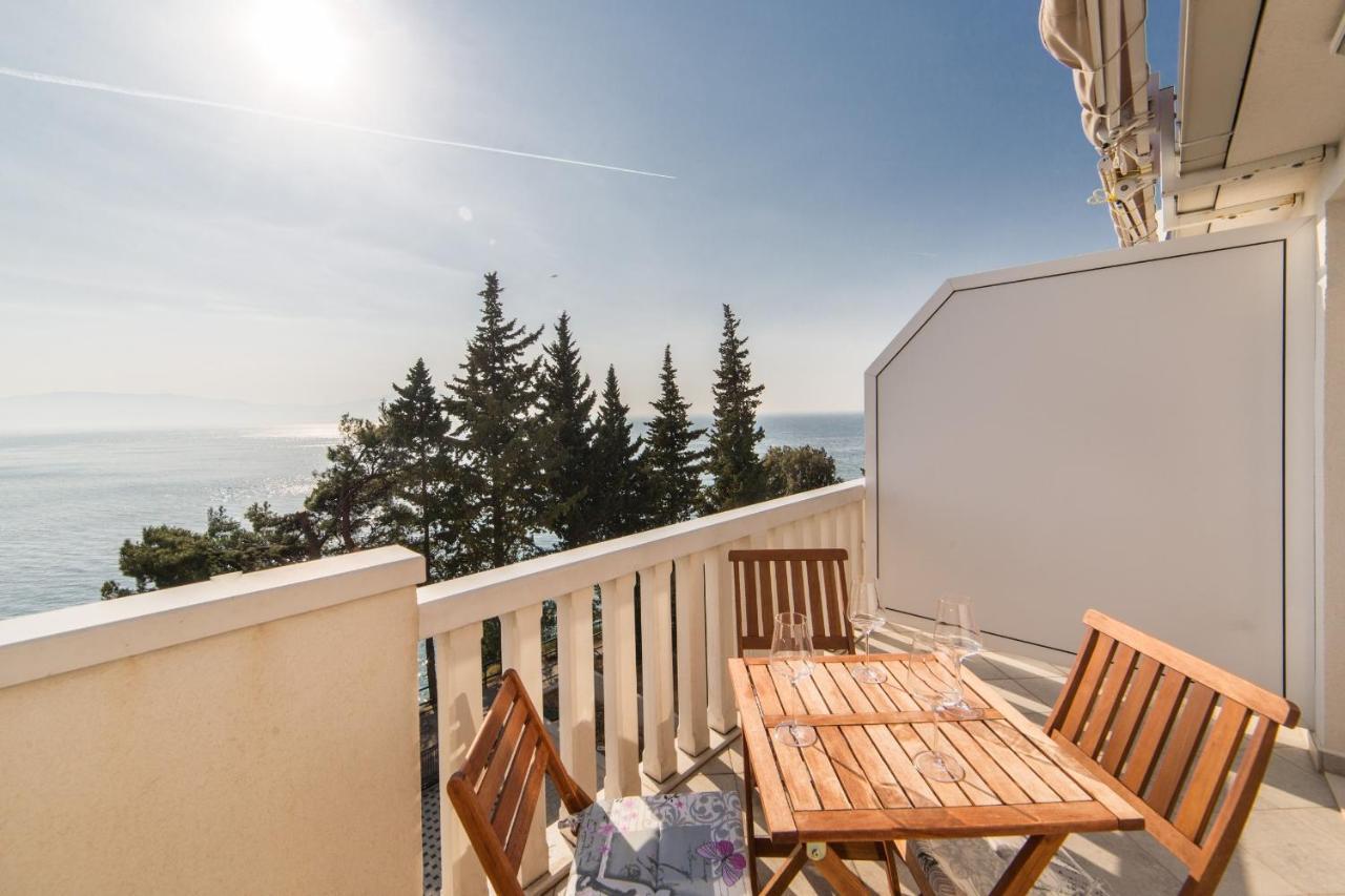 Apartments Sunrise Брист Екстериор снимка