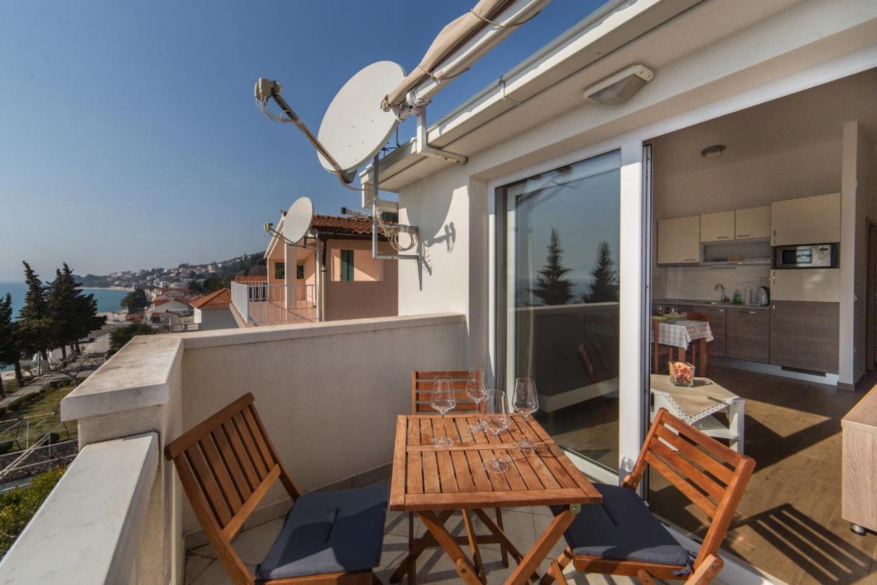 Apartments Sunrise Брист Екстериор снимка