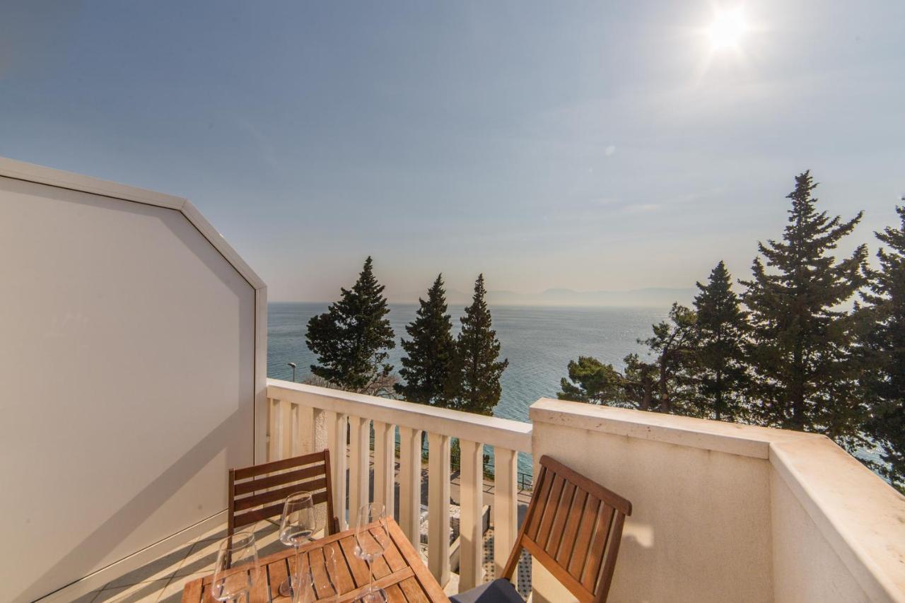 Apartments Sunrise Брист Екстериор снимка